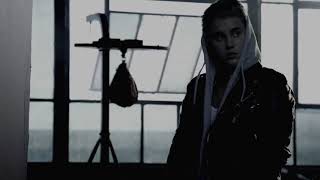 Justin Bieber | wires