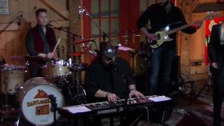 “ALREADY IN LOVE WITH YOU” GRAYSON HUGH & THE MOON HAWKS Live @ Daryl’s House Club 1/20/17