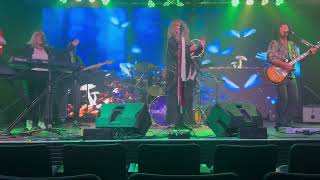 TrueRumours Performs “Say You Love Me” At Bica Black Boca On Oct. 5, 2025