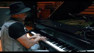 Universal Love Trailer- Kev Choice