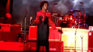 Lauryn Hill - That Thing LIVE @ Rock the Bells