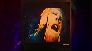 Alien Vinyl - Hollywood Bitch