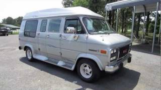 1994 GMC Vandura G2500 Conversion Van Start Up, Engine, and In Depth Tour