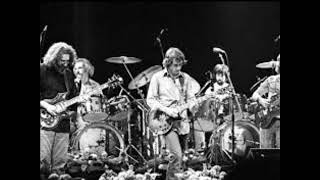 THE GRATEFUL DEAD