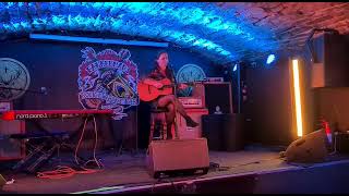 Look At Me Now - LIVE at Bannermans Bar, Edinburgh