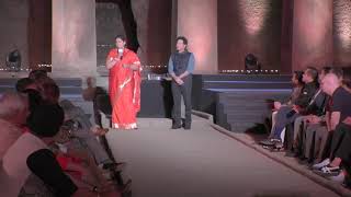 Textiles Minister Smriti Zubin Irani addresses at the Artisan Speak Elephanta Caves