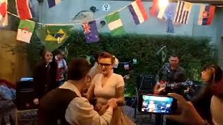 Califórnia GO - kkk took my baby away (hostel)