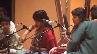Tanam in ragam Thodi @ Cleveland Aradhana 2010.mov