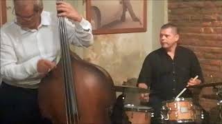 triple ace - colours in jazz LIVE  at The Paviliun 28 Jakarta