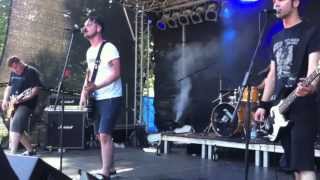 Irish Handcuffs - "Neurotic"