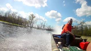 alumacraft 1648 with 37hp prodrive cruising the river