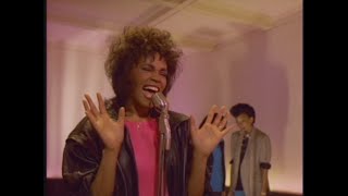 Whitney Houston  - "You Give Good Computer Love" - iComplexity Mashup