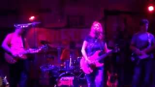 JACKIE'S CRuSH  perform "SWEET CHILD OF MINE" from GUNS 'N ROSES at CHURCHILL'S in Miami - COVER