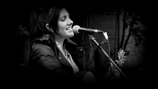 Un vestido y un amor - FITO PAEZ (Bernardette Ben COVER) Live