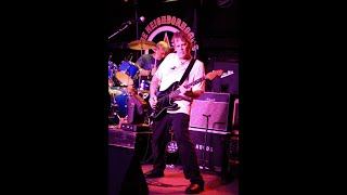 The Lids   Building It Up At The Ocean Mist 12 3 1992