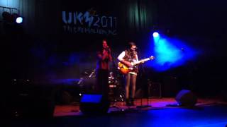 "Golden" -  Vilde og Ann