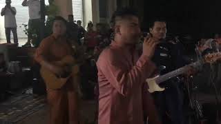 Azlan Typewriter - Sambutlah Kasih