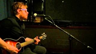 Mike Leslie Acoustic - "Walking After Midnight"