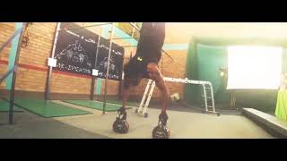 Planche hold
