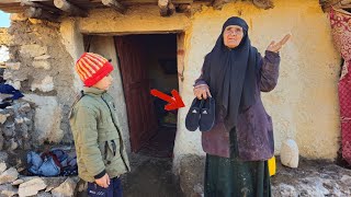 Abandoned by Her Own Son | Elderly Grandmother Fights for Survival in the Wild Mountains