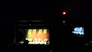 David Byrne & St. Vincent - Who