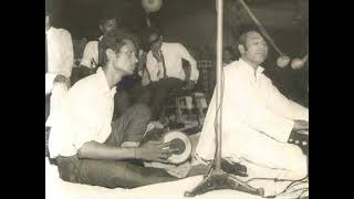 Mehdi Hassan-Tujh se Mil kar iss Qader [Radio Recording 70s]