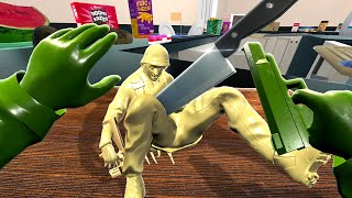Toy Soldiers Fight in NEW Kitchen Update - Plastic Battlegrounds VR