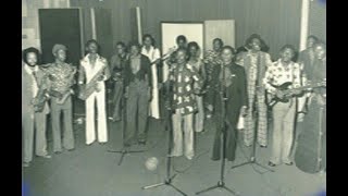 Papy Zonga (Lyrics) - Les Noirs