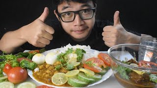 SPICY CHICKEN CURRY SHORTS