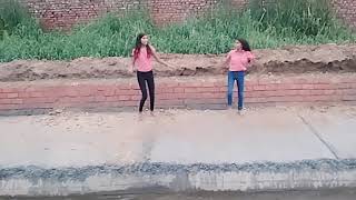 High star Nidhi and khushi