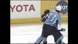 Hockeyfighters.cz  Reid Simpson vs Nolan Yonkman.wmv