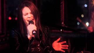 Mimi Page - Come What May - live at the House of Blues Voodoo Lounge