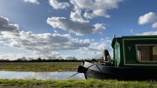 How do canal boats get water?