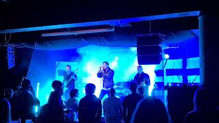 Merta - "Katso mua silmiin" live @ Hönö Baari, Tampere