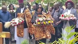 MORE KENYANS CONTINUE TO VISIT RAILA'S GRAVE IN TEARS