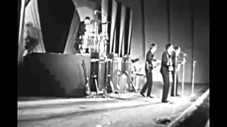 The beatles - She loves you Hollywood Bowl