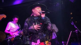 Helena May at Pizza Express Live