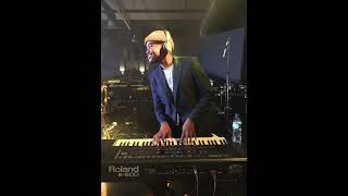Uyasinaka (Chorus slow tempo) - Vk on keys