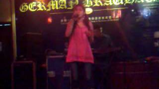 emsy Love me for what i am.mp4