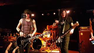 Faster Pussycat - Bathroom Wall/Ramones Cover