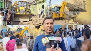 BIJAPUR KE BAGWAN MARKET ME CHALA CORPORATION KA BULLDOZER...?
