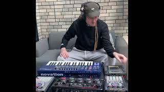 Lofi loop with Novation Ultranova and SP404