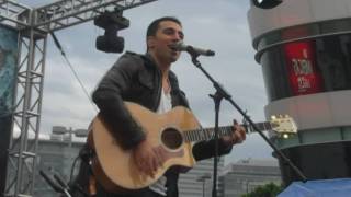 Vanessa Mujica Hangs Backstage With Heartthrob Tino Coury At KIIS FMs Jingle Ball!